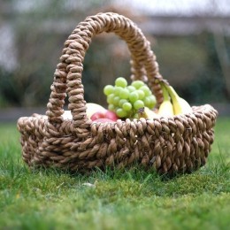 (relarticle.img|metadata).title